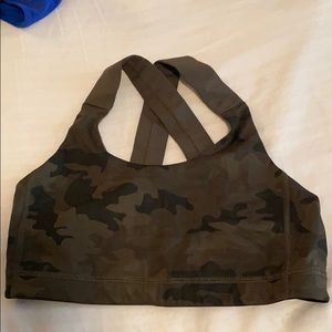 Lululemon sports bra